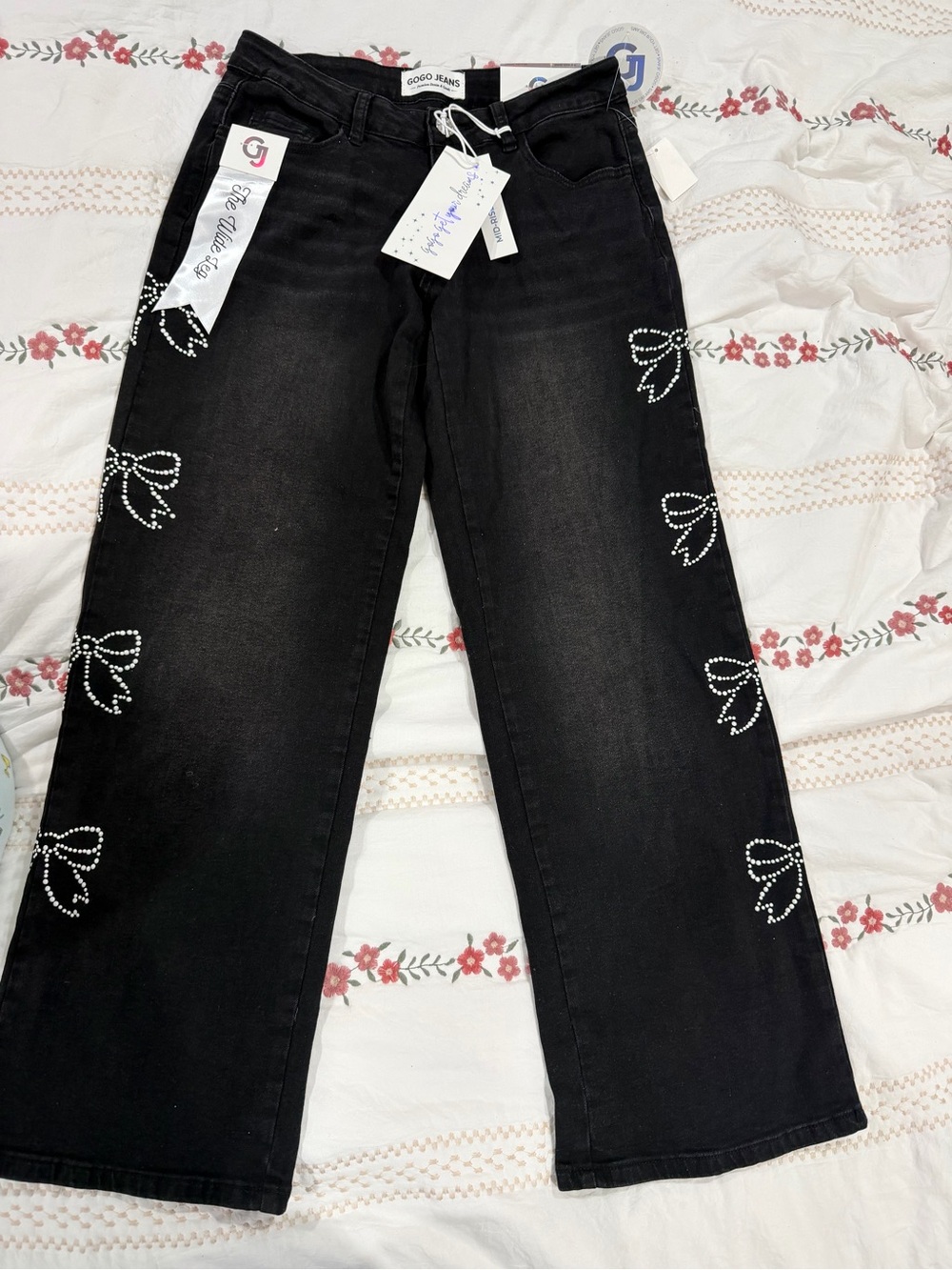 Black Embellished Bow Straight-Leg Jeans
